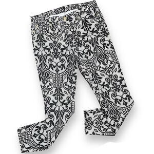 7 FOR ALL MANKIND Jeans Size 32 Black and White Lace Print Cropped Gwenevere